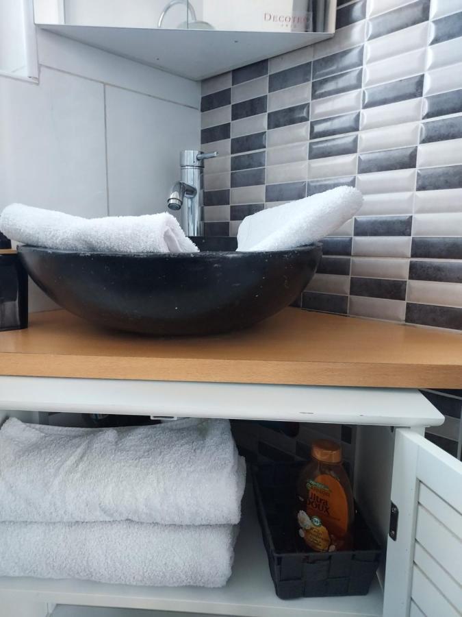מולאן Appartement Meuble Avec Deux Chambres מראה חיצוני תמונה